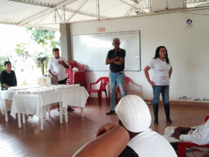 Entrega de premio por fundauniban.
