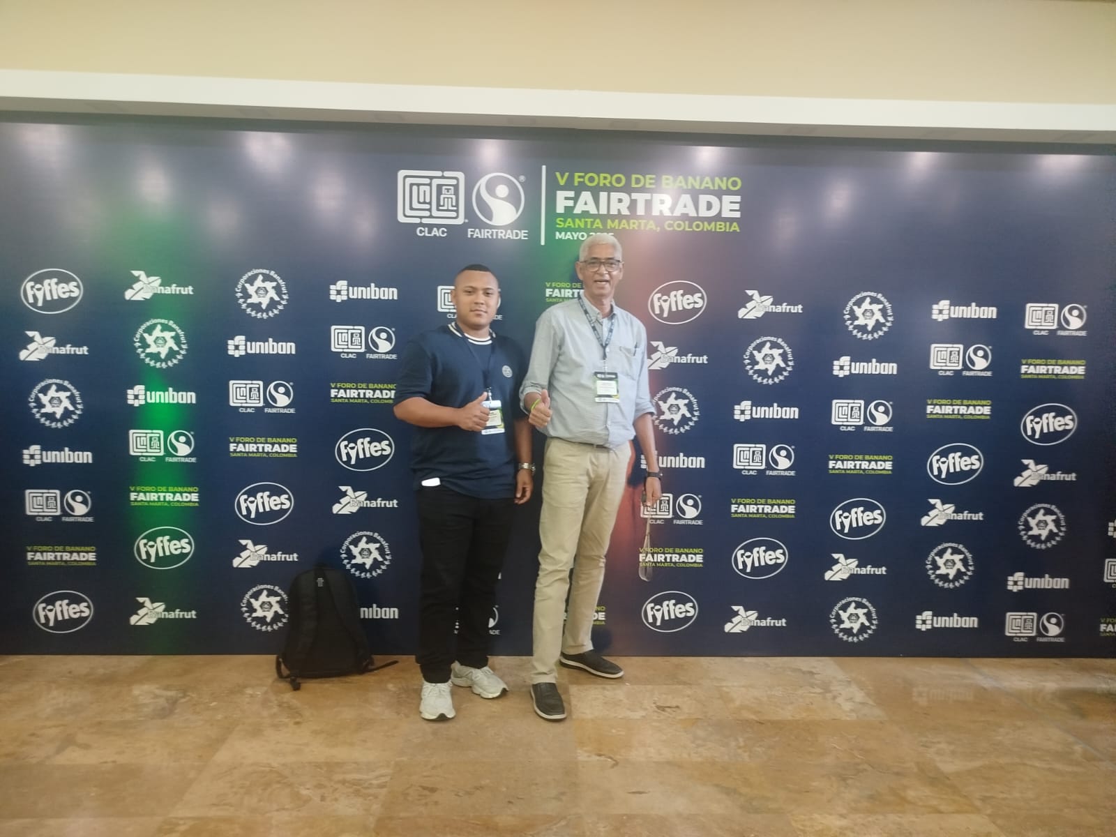 Representación de corporacion social eurofrontera en foro bananero fairtrade en santa marta